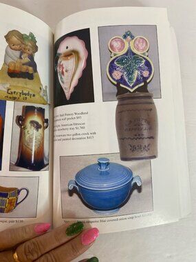 Antique Trader Pottery & Porcelain Ceramics